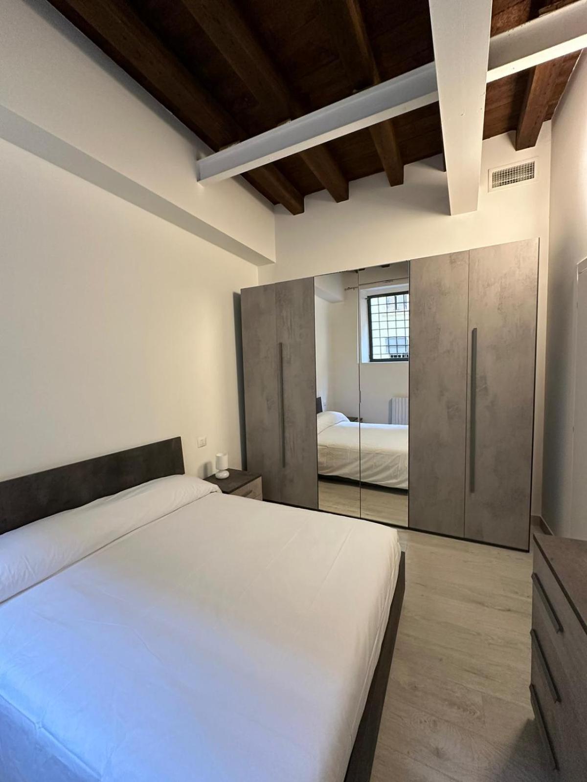 Al Campanile Apartman Verona Kültér fotó